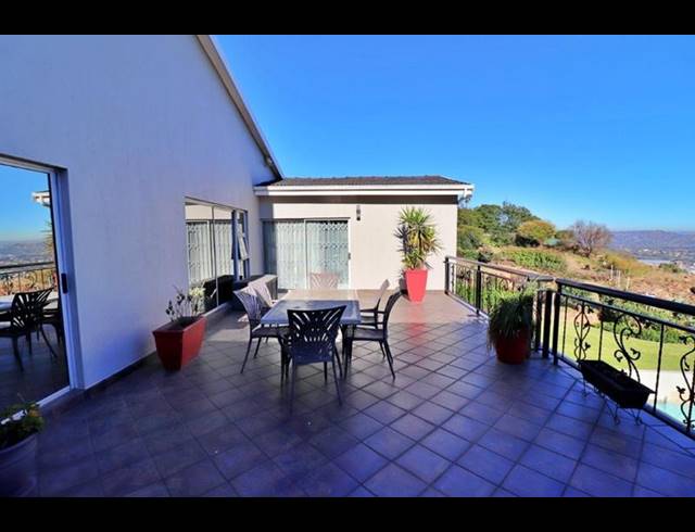 3 BEDROOM HOUSE FOR SALE IN SUNNYRIDGE